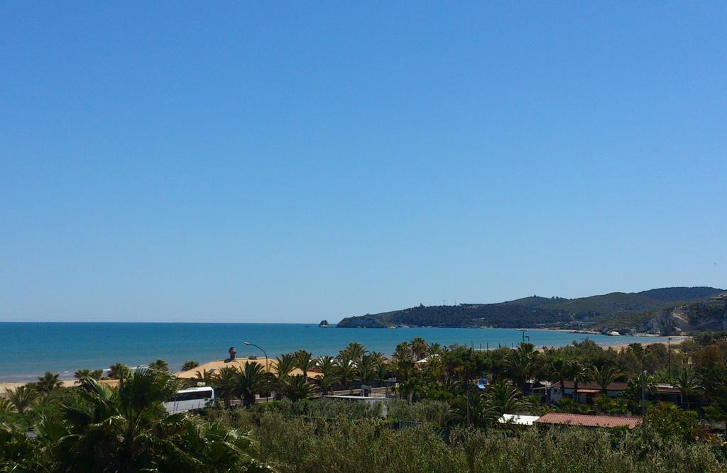 Pellegrino Palace Hotel Vieste Buitenkant foto